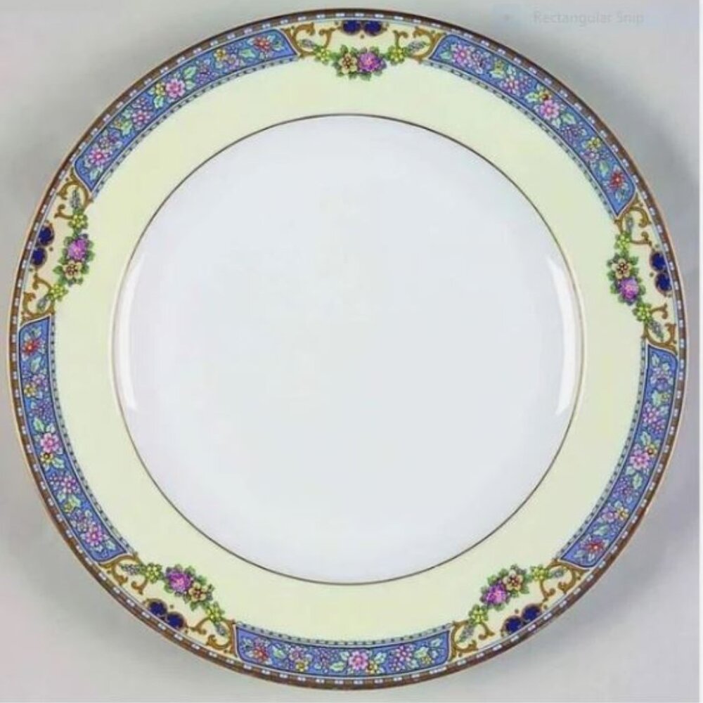 Thomas Queen Louise Luncheon Plate 8 3/8 in Bavaria